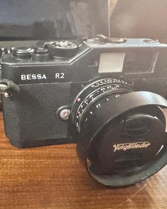 VOIGTLANDER BESSA R2