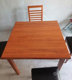 stupendo tavolo in legno massello 