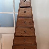 Cassettiera Piramidale Etnica