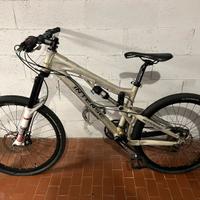 MTB INTENSE 6.6 ss