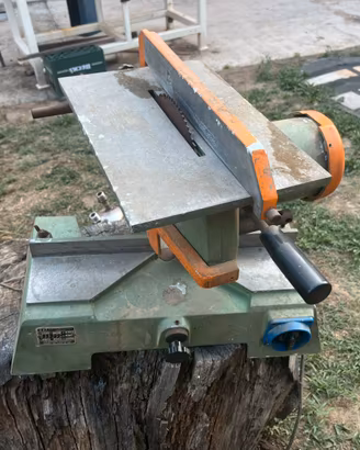 Sega troncatrice legno