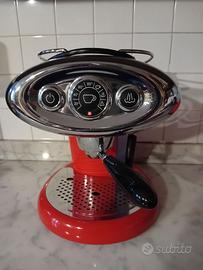 Macchina caffè Illy