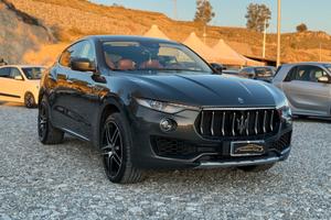 Maserati Levante V6 Diesel 275 CV AWD Gransport
