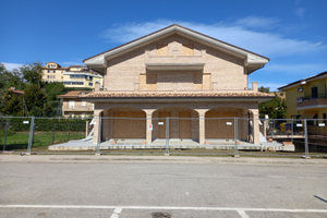 Locale commerciale su nuova costruzione