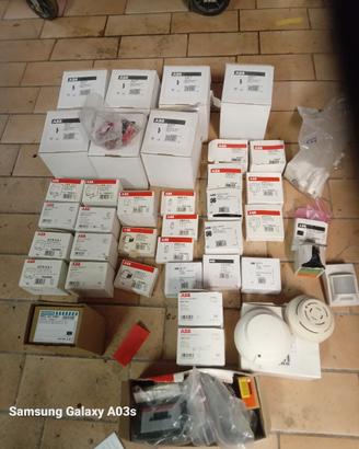 Lotto materiale impianto antifurto