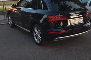audi Q5 s- line 