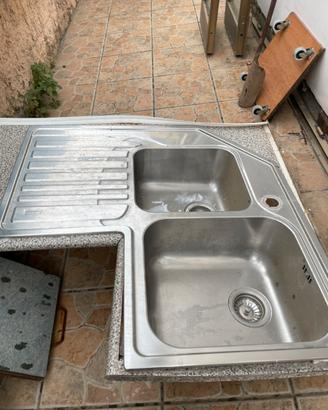 Lavabo angolare