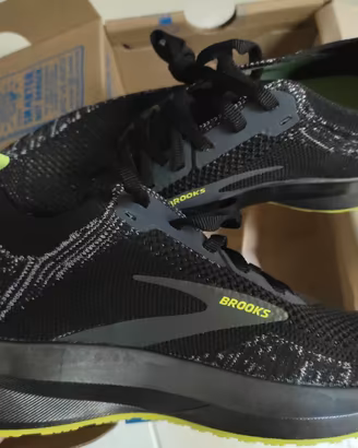 Scarpe da Corsa Brooks Levitate 4