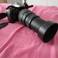 macchina fotografica canon con obiettivi sigma