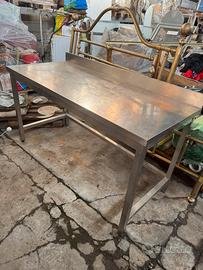 Tavolo inox