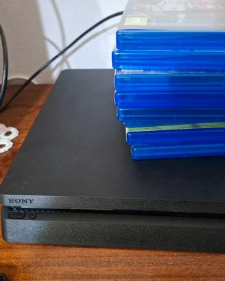 Playstation 4 slim