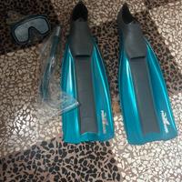 Pinne, boccaglio, occhiali Free Shark