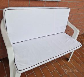 Cuscini per panca o panchina bianchi