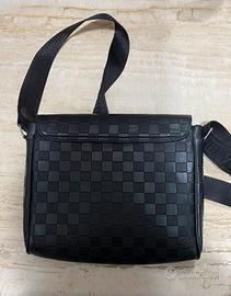 Borsello Louis vuitton usato