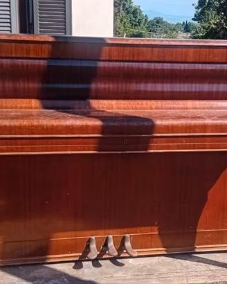 Pianoforte verticale August  Förster, usato