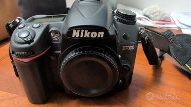 Nikon D7000 + 16-85 VR – Solo 7.400 scatti