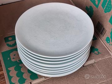10 piatti ø26cm grigio chiaro + 7 piatti ø23cm