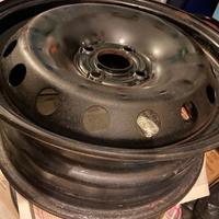 Cerchi in ferro Fiat Grande Punto R15