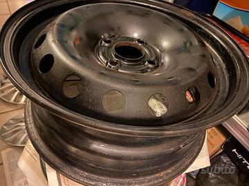 Cerchi in ferro Fiat Grande Punto R15