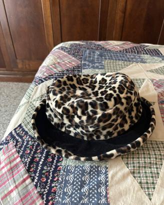 Berretto da donna leopardato