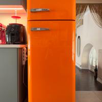 Frigorifero SMEG arancione stile vintage