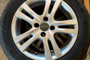 Pneumatici e cerchi 185/65 R15