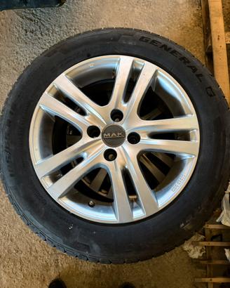 Pneumatici e cerchi 185/65 R15