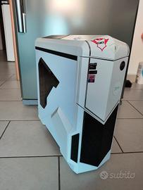  Computer per ufficio casa o giochi leggeri 