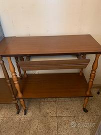 Carrello con quattro ruote e cassetto, h. 78 cm