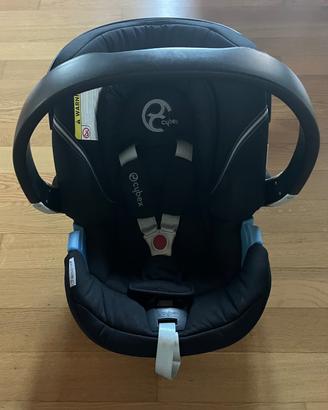 Ovetto Cybex nero per neonati da 0 a 13 kg
