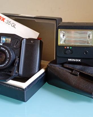 macchina fotografica MINOX