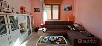 Polesella, spazioso appartamento, garage e taverna