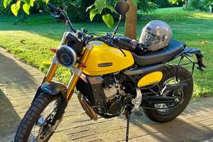 Fantic Caballero 500 Scrambler solo 900 km