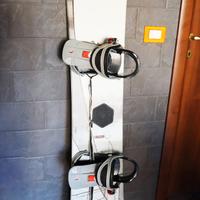 SNOWBOARD BURTON CRUSER con ATTACCHI  con CUSTODIA