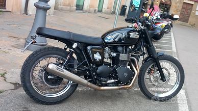 Triumph bonneville scrambler