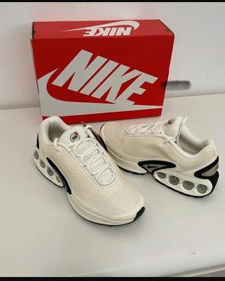 Nike Air Max DN Sail / Coconut Milk taglia 37,5