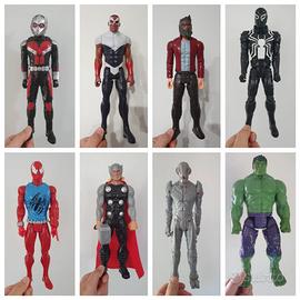 Avengers Supereroi 30 cm Marvel e DC