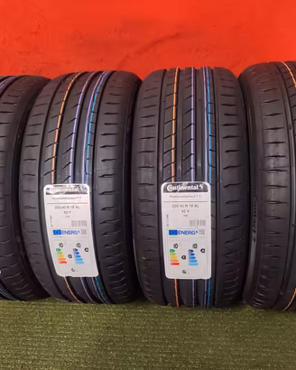 225 40 18 Gomme Estive Continental Audi A3 VW Golf