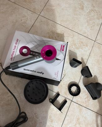 Phone dyson supersonic nuovo