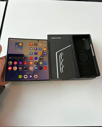Samsung z fold 7. 512g