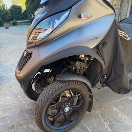 Piaggio MP3 500