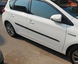 TOYOTA Auris - 2014