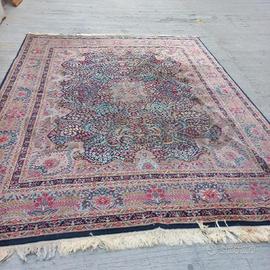 TAPPETO GRANDE FIORI BORDO BLU