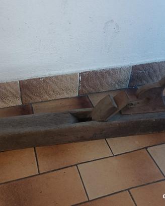 Pialla da falegname vintage in legno