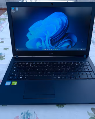 Acer TravelMate P2510-G2-MG-84RJ i7-8550U