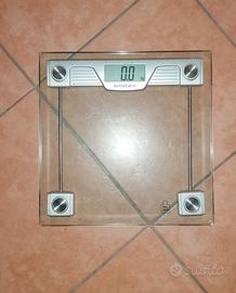 Bilancia pesa persona digitale