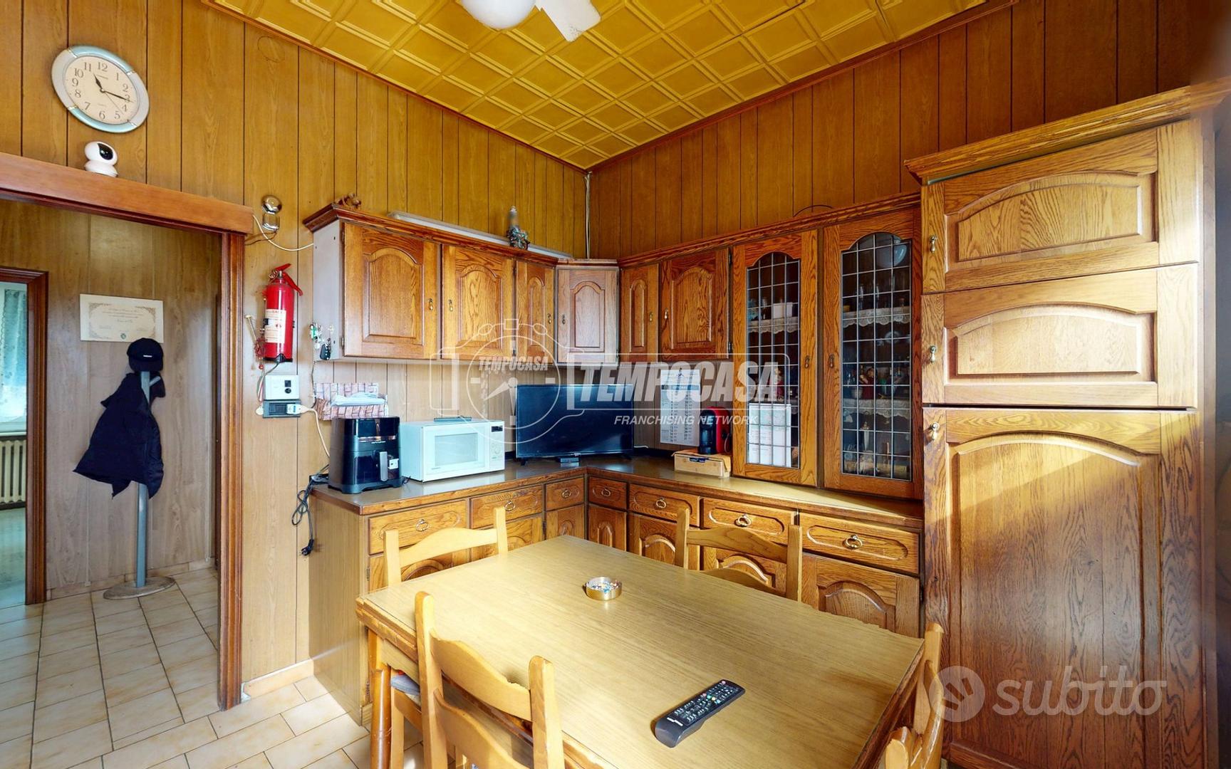 Apartment in Torino, Circoscrizione 2 - Altro