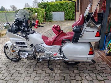 HONDA GL 1800 2002 BIANCA