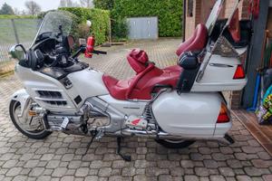 HONDA GL 1800 2002 BIANCA