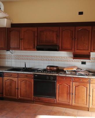 cucina in legno massello